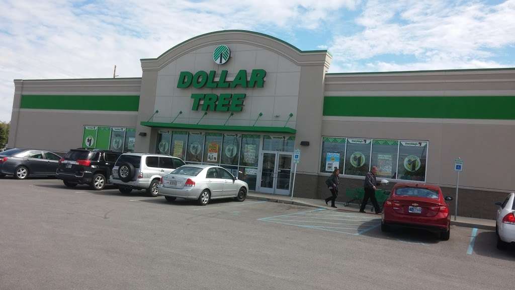 Dollar Tree - furniture store  | Photo 3 of 10 | Address: 1605 W Southport Rd, Indianapolis, IN 46217, USA | Phone: (317) 883-1328