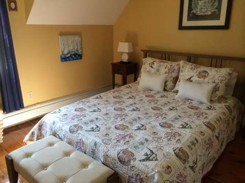 Maverick Bed & Breakfast | 54 Maverick St, Marblehead, MA 01945, USA | Phone: (781) 639-0693