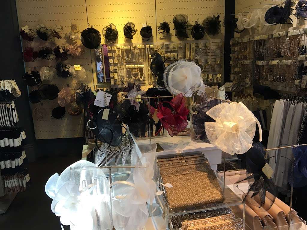 Accessorize | 14-16 Church St, Kingston upon Thames KT1 1RJ, UK | Phone: 020 8392 0161