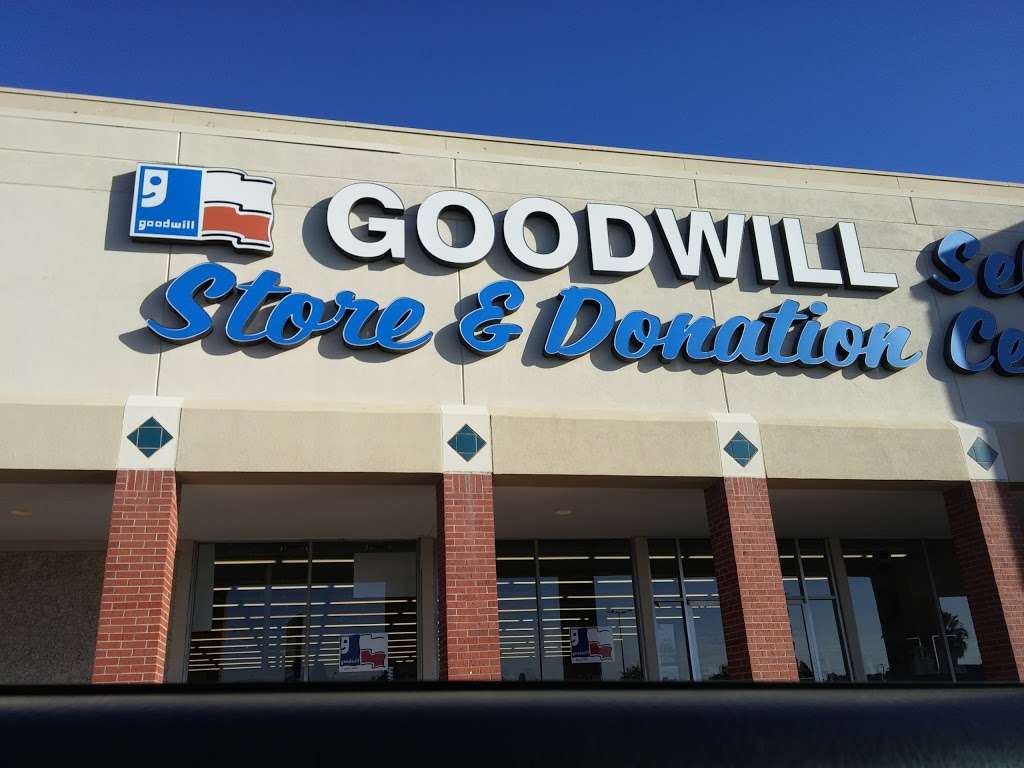 Goodwill Houston Select Stores | 10998 Fuqua St, Houston, TX 77089 | Phone: (281) 741-3158