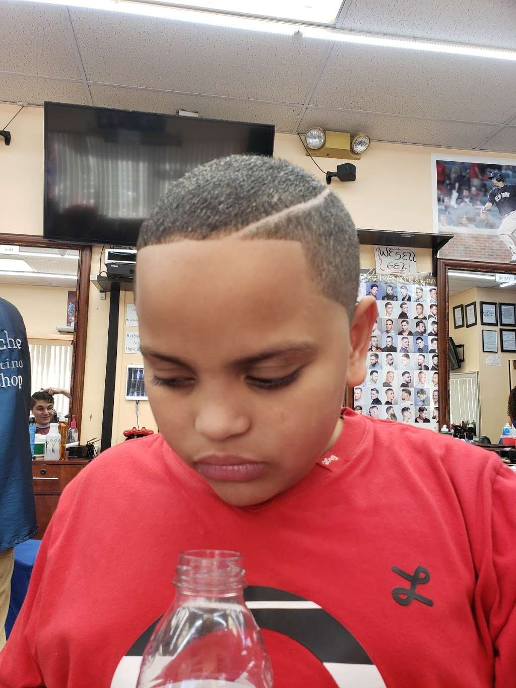 Cache Latino Barber Shop | 117 S Washington Ave, Bergenfield, NJ 07621, USA | Phone: (201) 374-2749