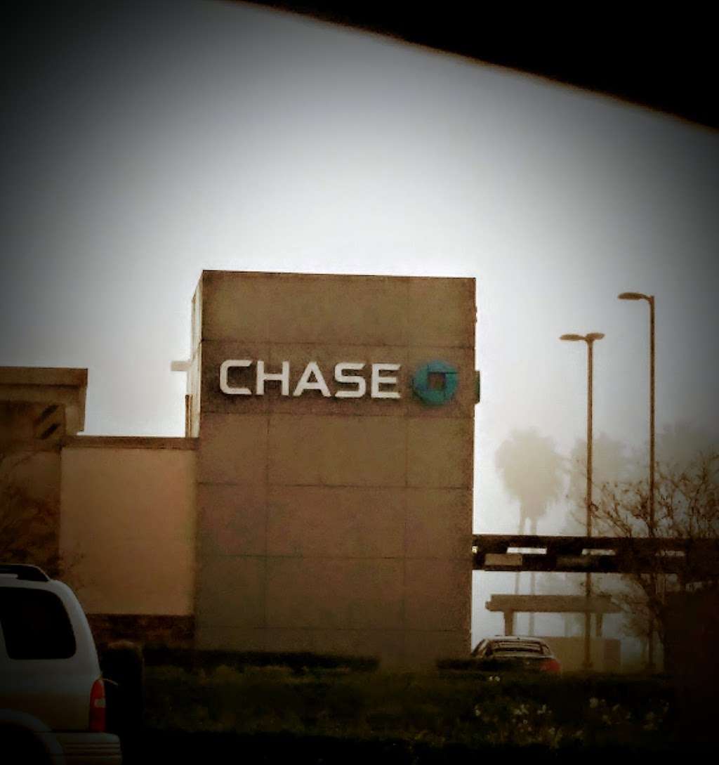 Chase Bank | 27060 Fir Ave, Moreno Valley, CA 92555, USA | Phone: (951) 242-4887