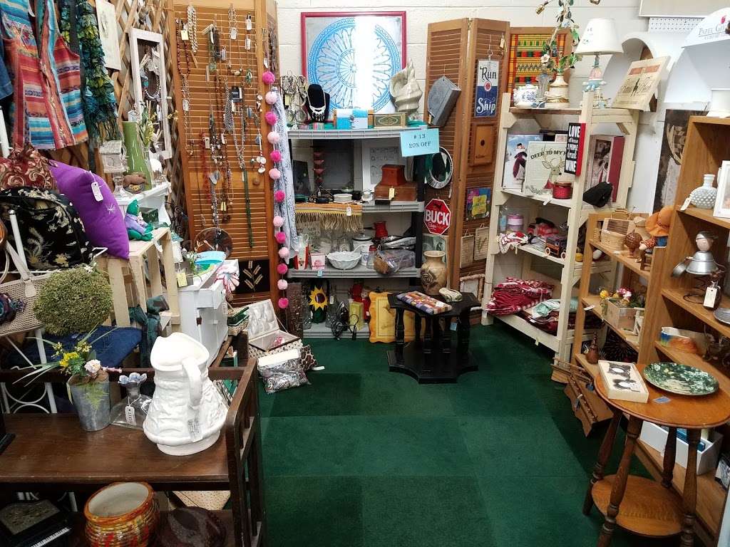 The Store, Oldies and Goodies | 9908 N Main St, Richmond, IL 60071, United States | Phone: (815) 678-7300