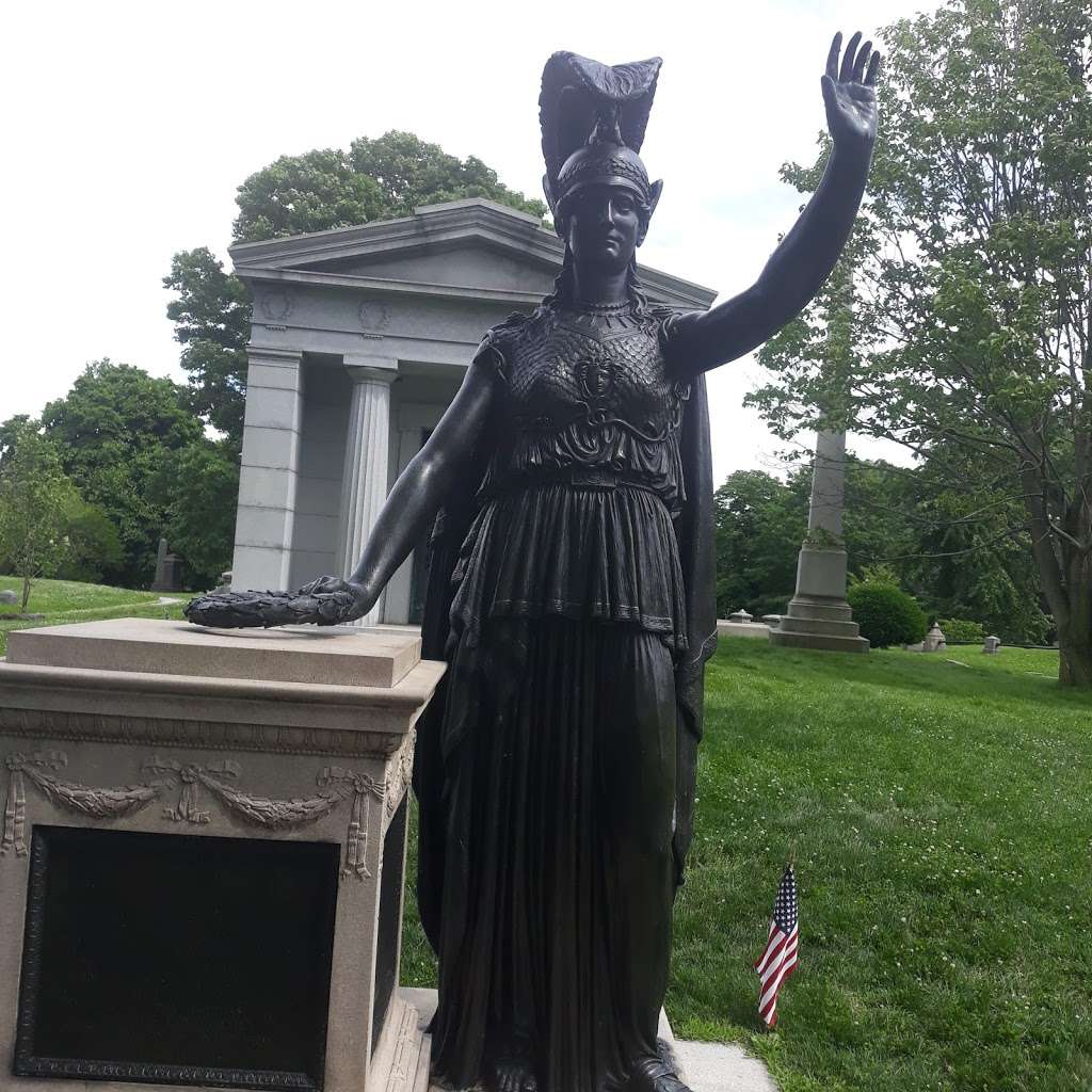 Hallmark Gold Crown | Staten Island, NY 10314, USA