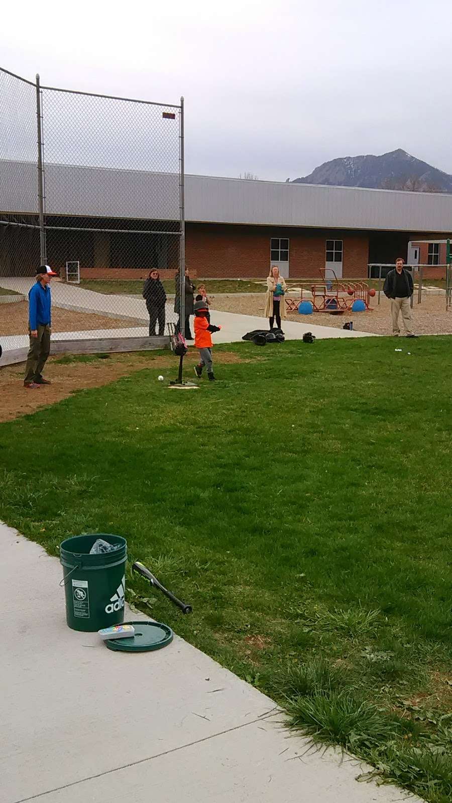 Arapahoe Ridge Park Arapahoe Ridge Park, Boulder, CO 80303, USA
