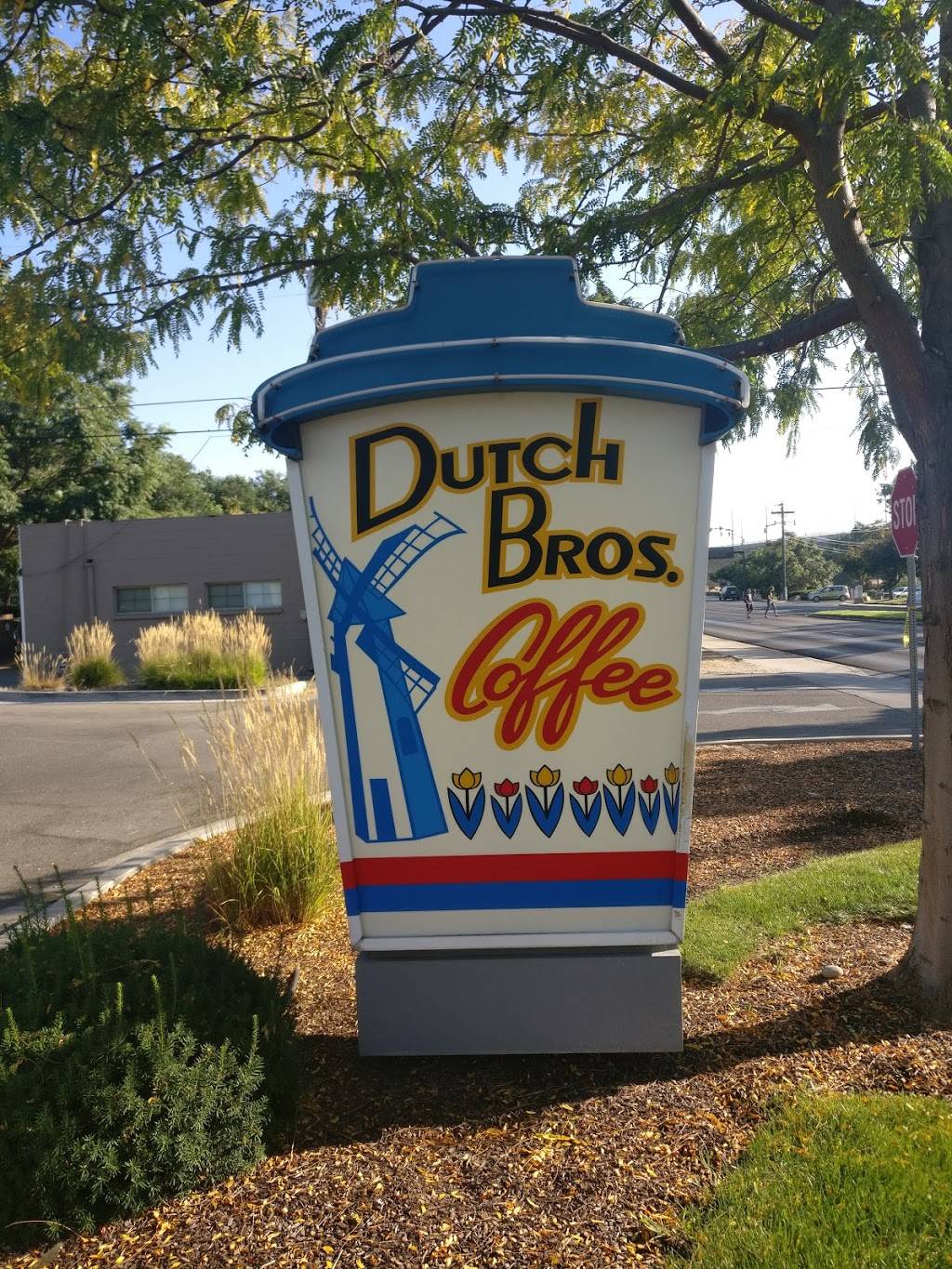 Dutch Bros Coffee | 2630 Broadway Ave, Boise, ID 83706, USA | Phone: (541) 955-4700