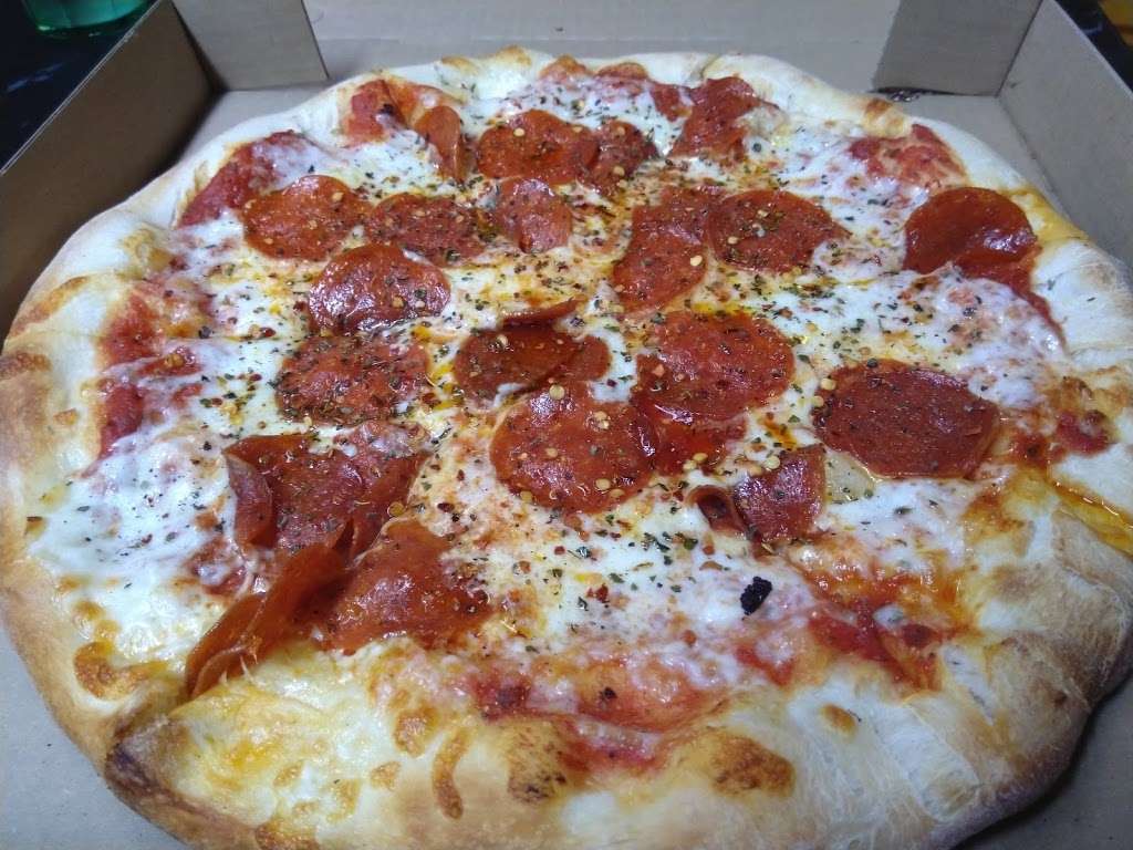 Brothers Pizza | 3627 Taraval, San Francisco, CA 94116, USA | Phone: (415) 753-6004