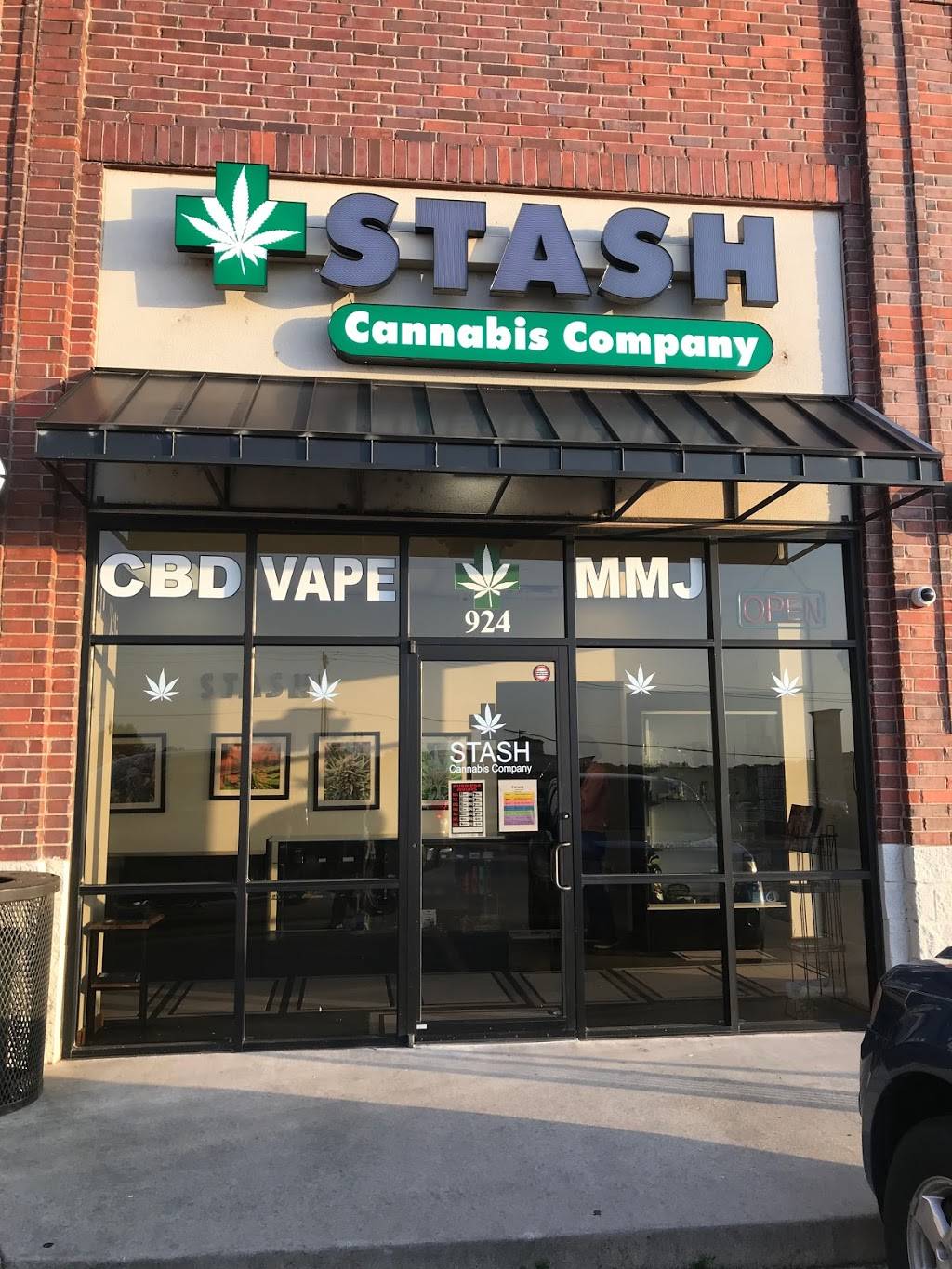 STASH Cannabis Company: Edmond OK | 924 NW 150th St, Edmond, OK 73013, USA | Phone: (405) 286-5667