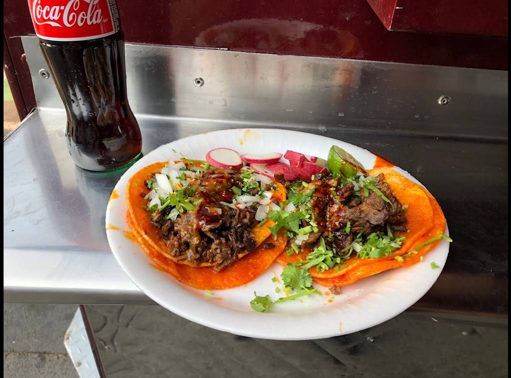 Tacos y Birria El Guero | 1010 E Chestnut Ave A, Santa Ana, CA 92701, USA | Phone: (714) 552-1439