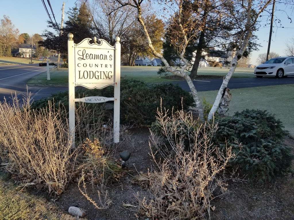 Leamans Country Lodging | 155 Glenbrook Rd, Bird in Hand, PA 17505, USA | Phone: (717) 656-7483