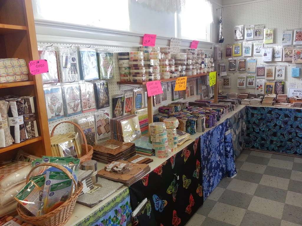 Quilt & Fabric Shack | 3137 Old Philadelphia Pike, Bird in Hand, PA 17505, USA | Phone: (717) 768-0338