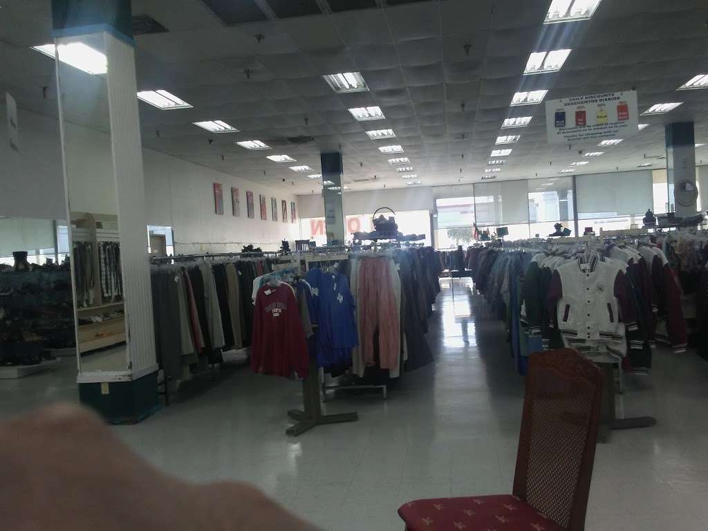 UGM Super Thrift Store | 2305 W Airport Fwy #110, Irving, TX 75062 | Phone: (972) 252-6040