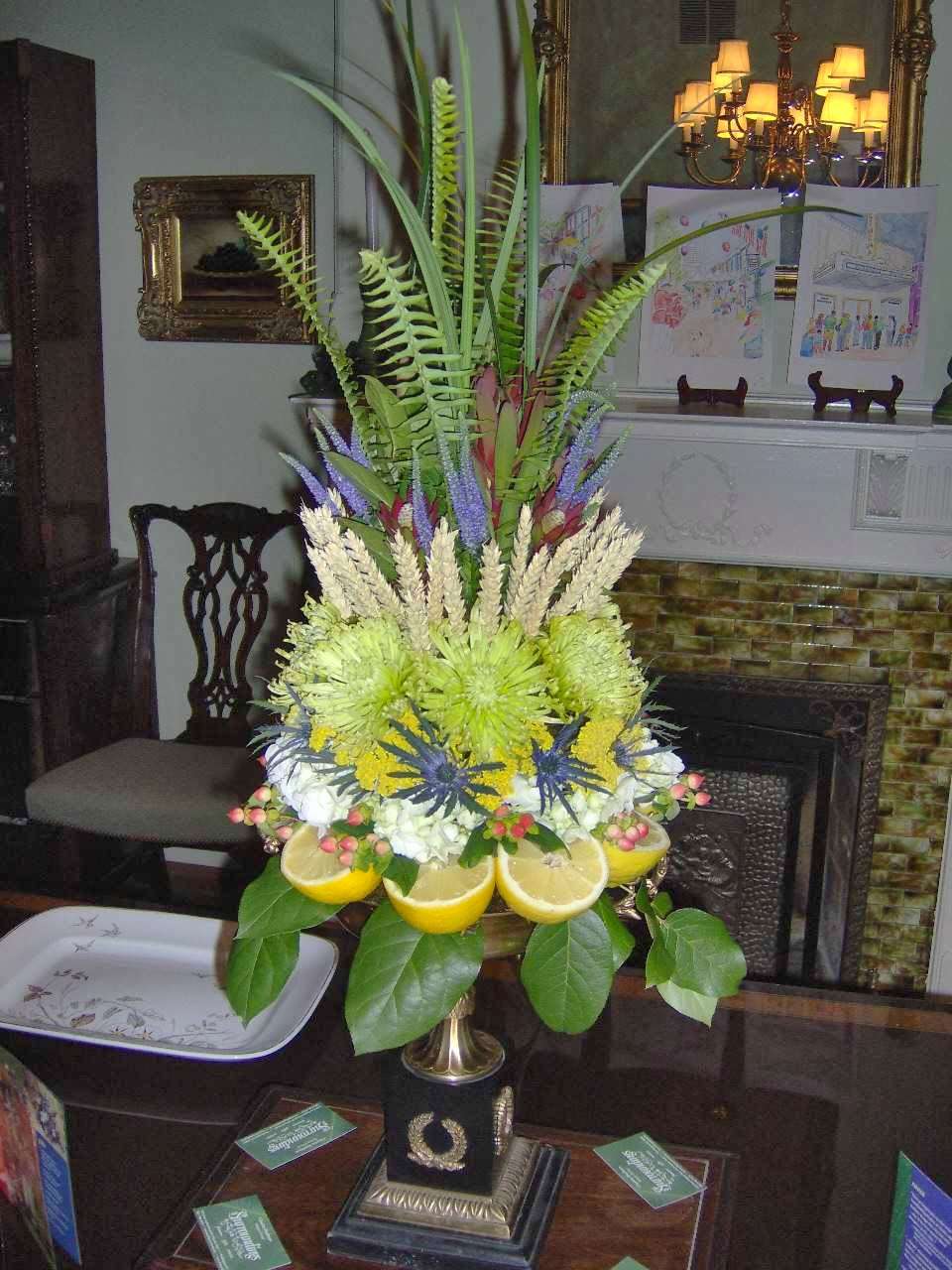 Surroundings Florist | 1023 E Capitol St SE, Washington, DC 20003 | Phone: (202) 546-2125