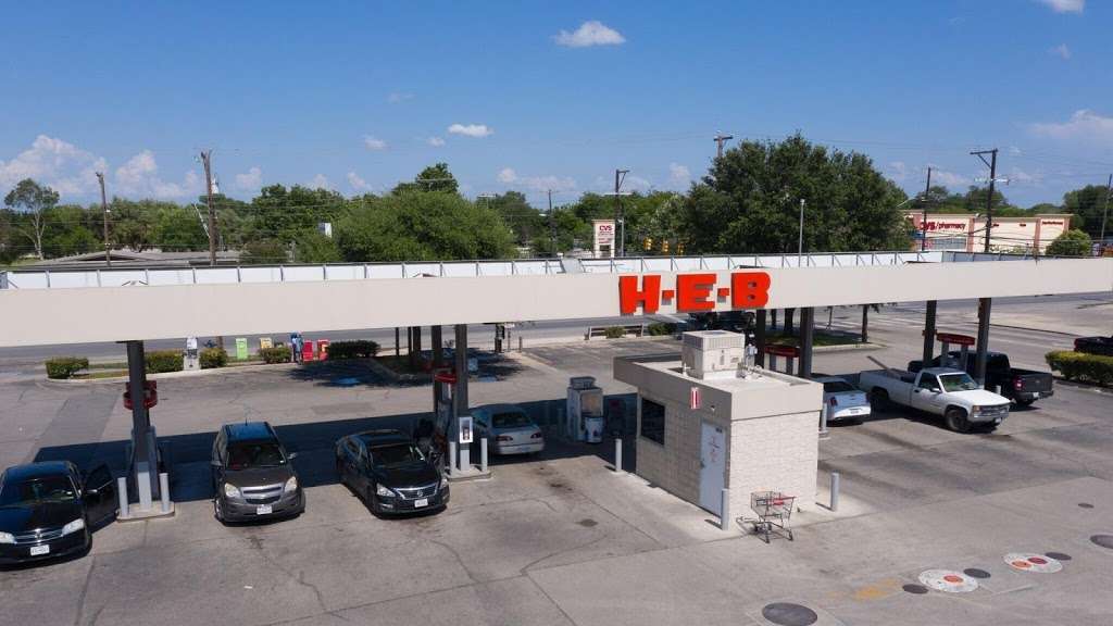 H-E-B Fuel | 1015 S WW White Rd, San Antonio, TX 78220, USA | Phone: (210) 333-0020