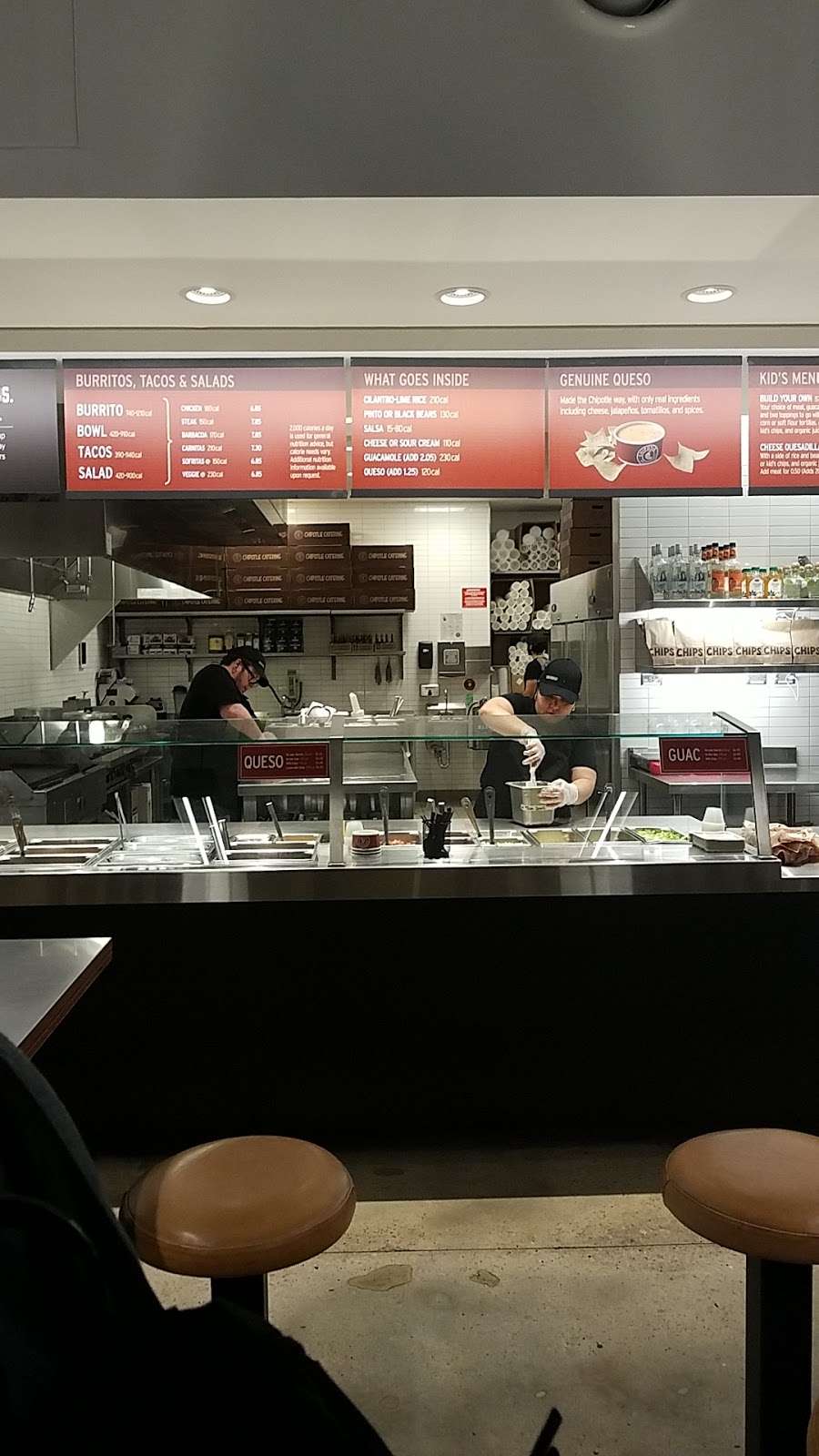 Chipotle Mexican Grill | 3085 College Park Dr, Conroe, TX 77384 | Phone: (936) 271-2088