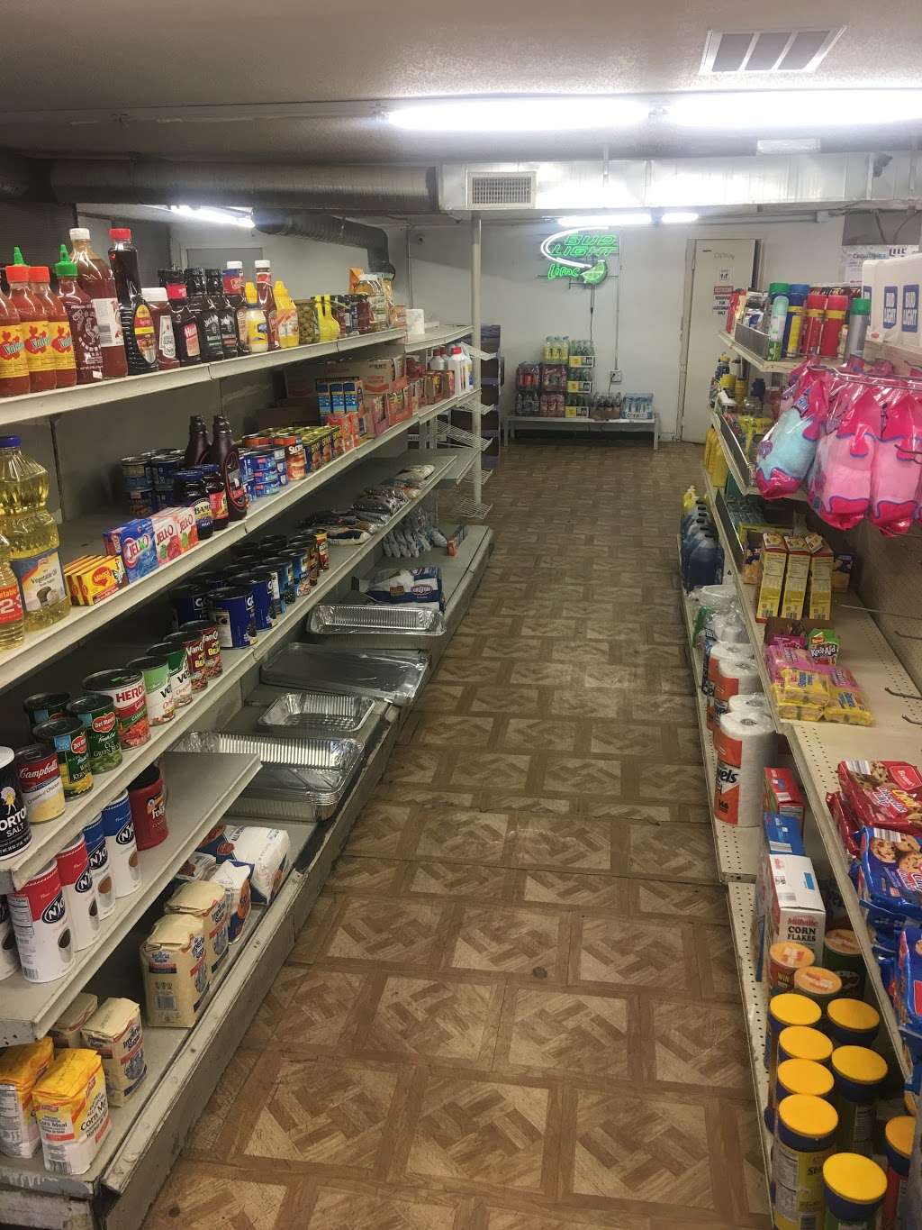 Minit Mart | 136 N Masters Dr, Dallas, TX 75217 | Phone: (972) 286-5331