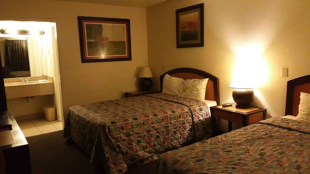 Hobby Airport Inn | 8800 Airport Blvd, Houston, TX 77061 | Phone: (713) 581-7234