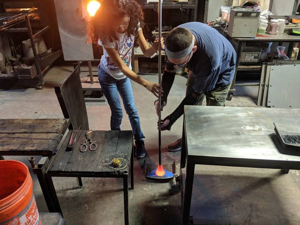 Tulsa Glass Blowing School | 7440 E 7th St, Tulsa, OK 74112, USA | Phone: (918) 582-4527