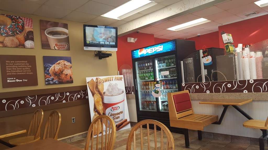 Honey Dew Donuts | 96 N Main St, Carver, MA 01923, USA | Phone: (508) 866-5242