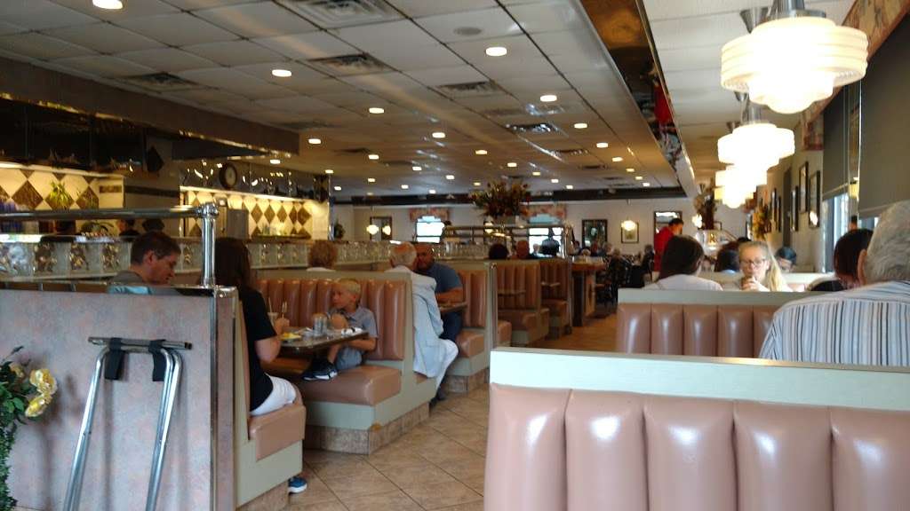 A & N Diner & Family Restaurant | 321 S Main St, Sellersville, PA 18960, USA | Phone: (215) 257-0491