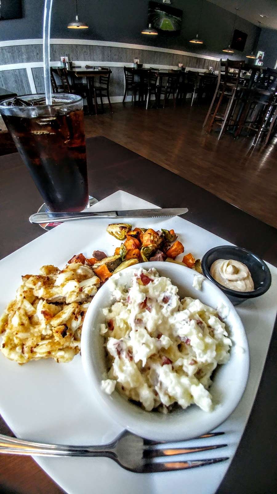 Hammers Bar & Grill 2 Sassafrass Rd, Warwick, MD 21912, USA BusinessYab