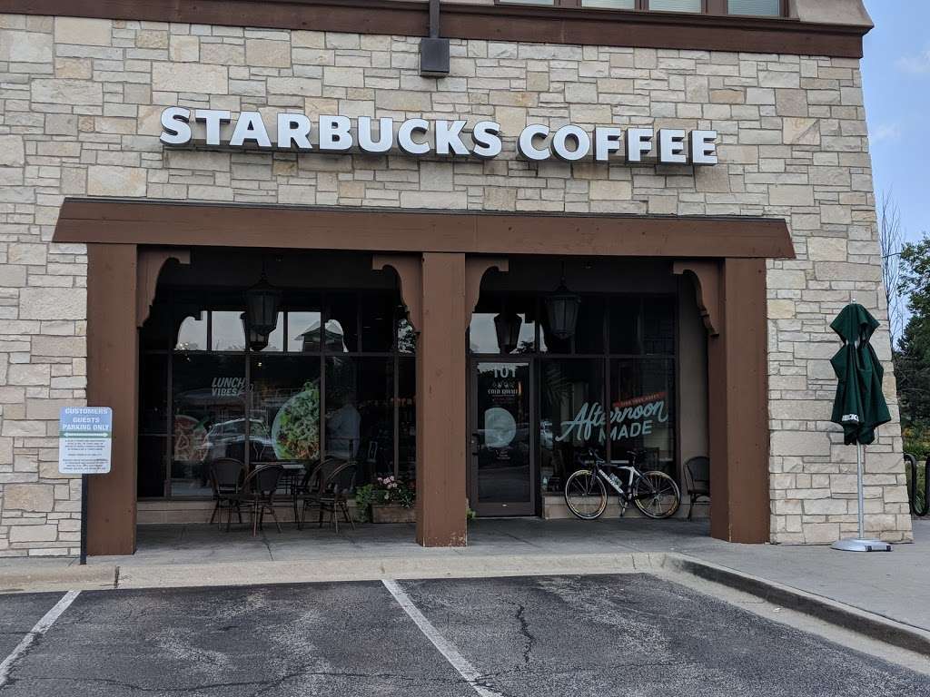 Starbucks | 840 S Waukegan Rd, Lake Forest, IL 60045, USA | Phone: (847) 295-4769