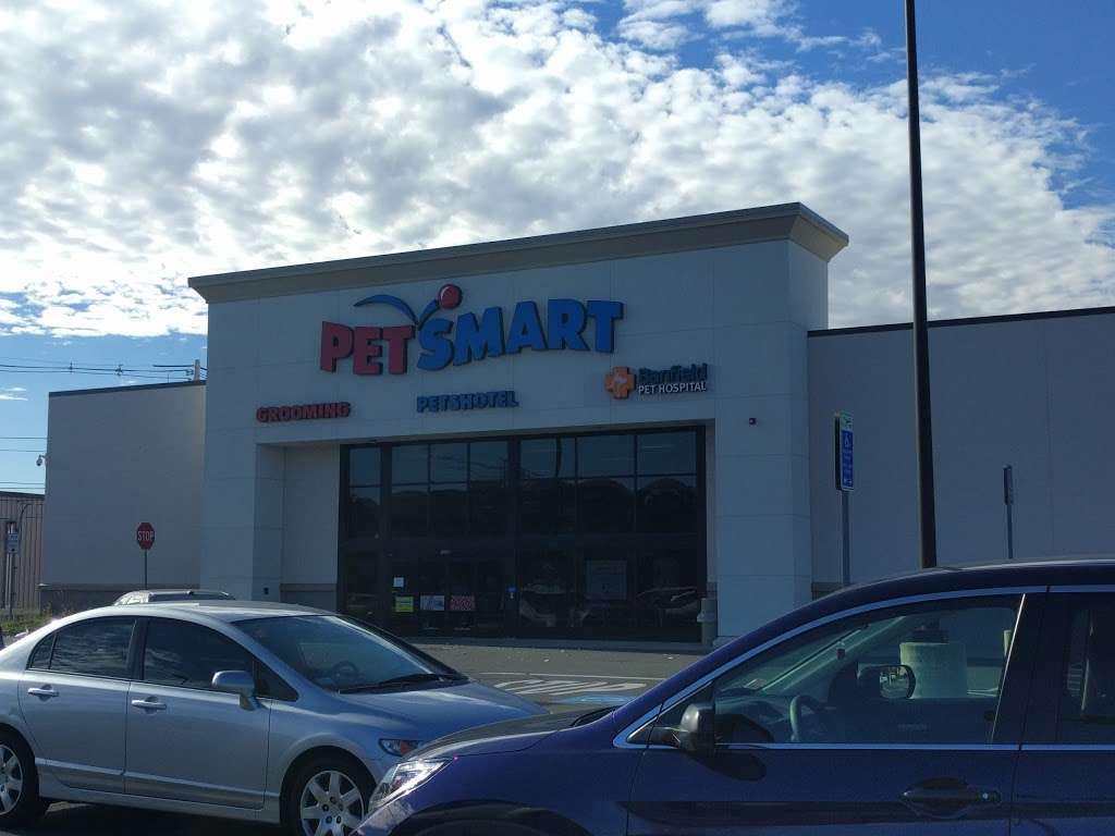 PetSmart | 114A Commerce Way, Woburn, MA 01801, USA | Phone: (781) 460-2240