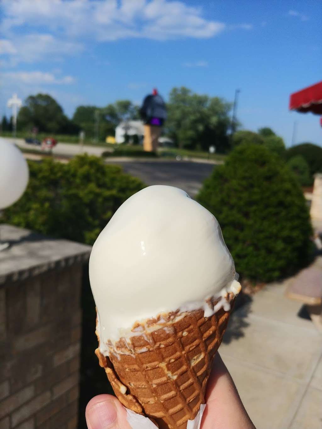 Oscars Frozen Custard | 7041 S 27th St, Franklin, WI 53132, USA | Phone: (414) 304-8700