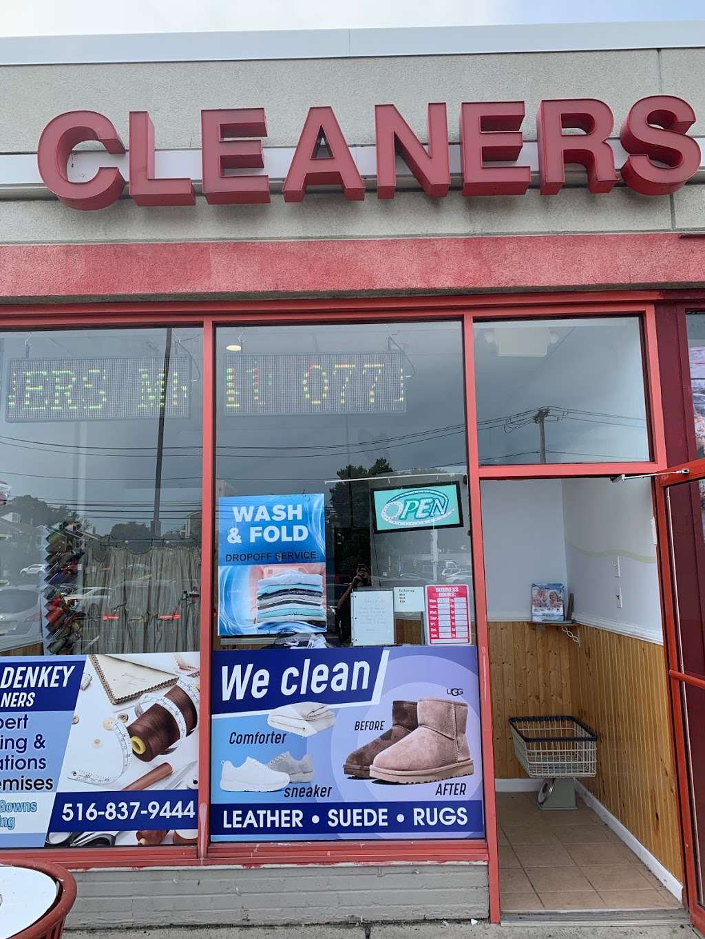 MR DRYCLEANERS/WATCH REPAIR | 953 Rosedale Rd, Valley Stream, NY 11581, USA | Phone: (516) 341-0771