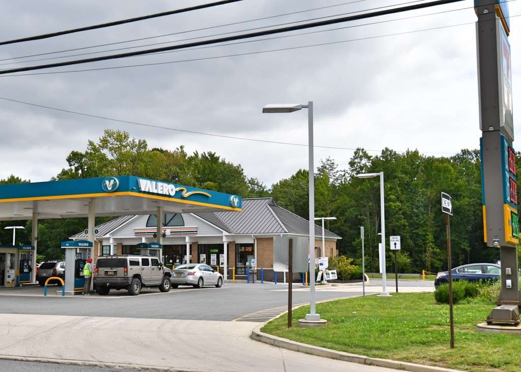 7-Eleven | 4000 Rt 1 North, Monmouth Junction, NJ 08852, USA | Phone: (732) 297-4334