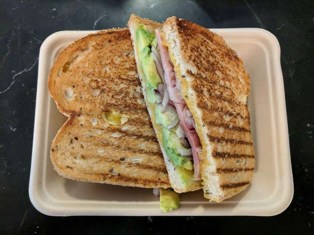 Cafe Lucy | 1227 Lincoln Blvd #101, Santa Monica, CA 90401, USA | Phone: (310) 656-0809