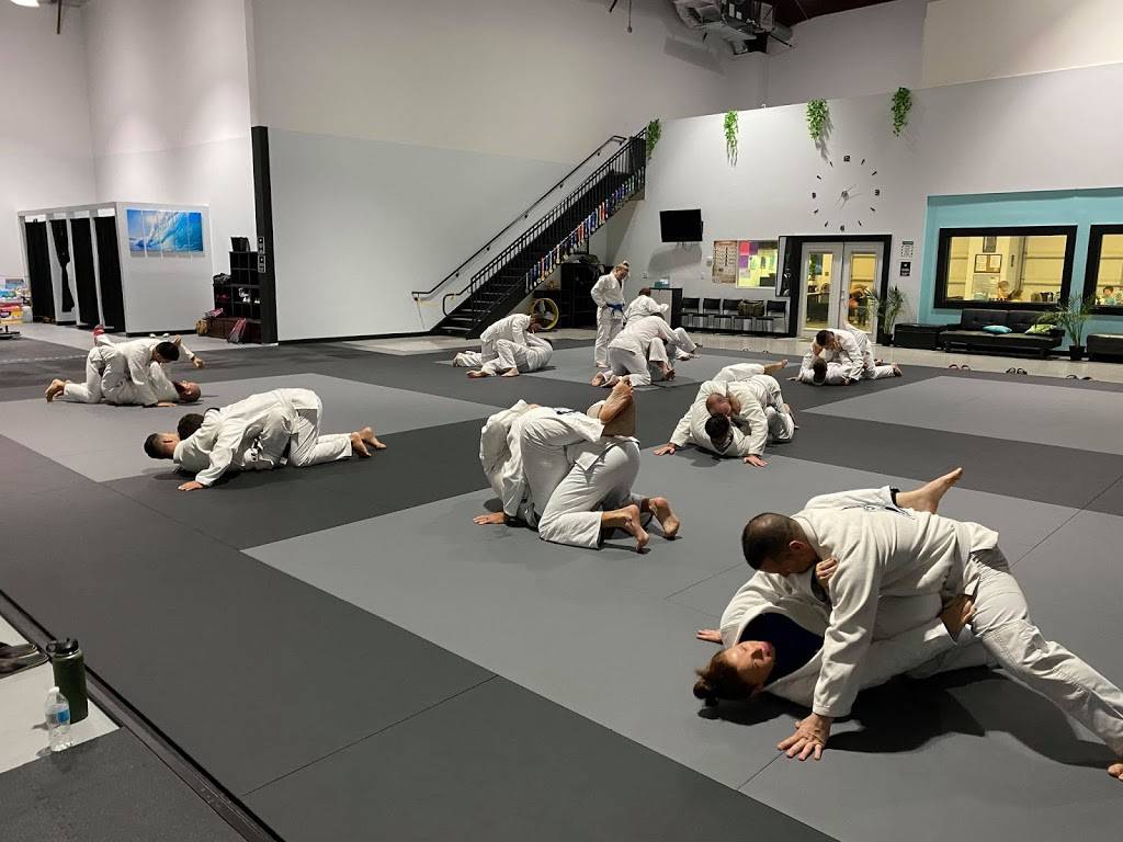 Gracie Largo Jiu Jitsu | 5047 Ulmerton Rd, Clearwater, FL 33760, USA | Phone: (727) 306-5269