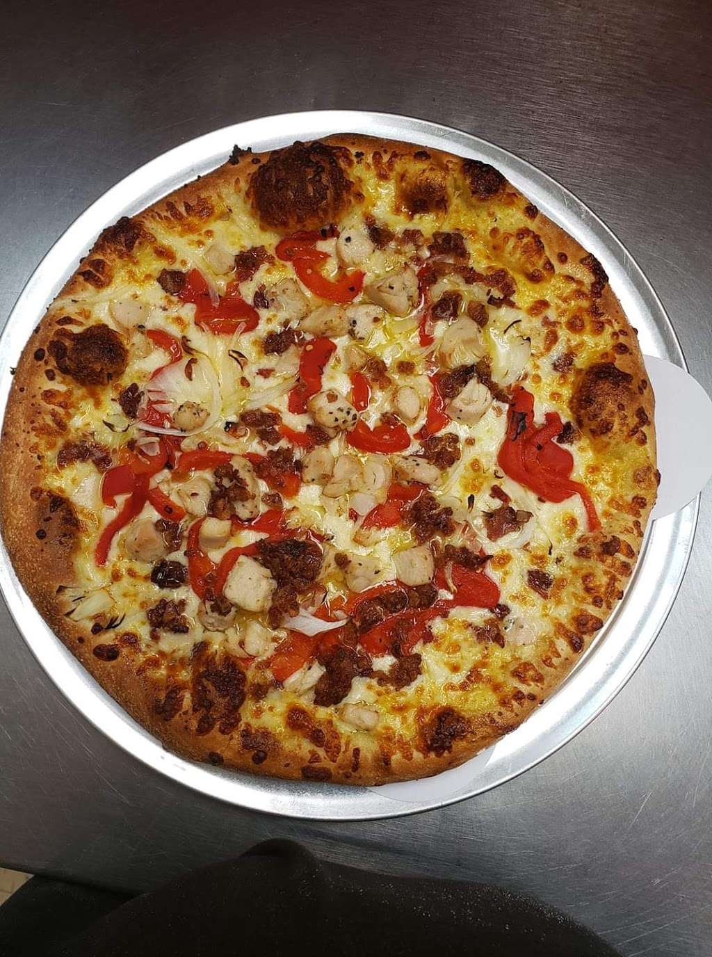 Clockwork Pizza | 19 Maple St, Marlborough, MA 01752, USA | Phone: (508) 624-6555