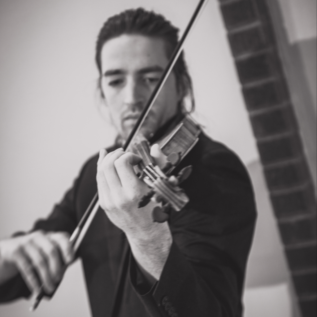 Alexander Raab Violin Studios | 535 W Davies Way, Littleton, CO 80120, USA | Phone: (303) 715-8024