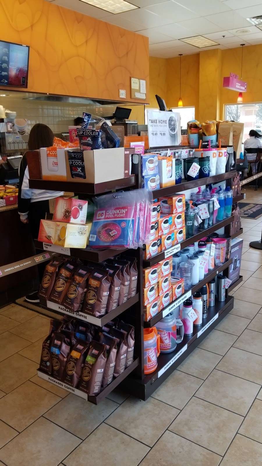 Dunkin | 79 Lynnfield St, Peabody, MA 01960, USA | Phone: (978) 587-3388