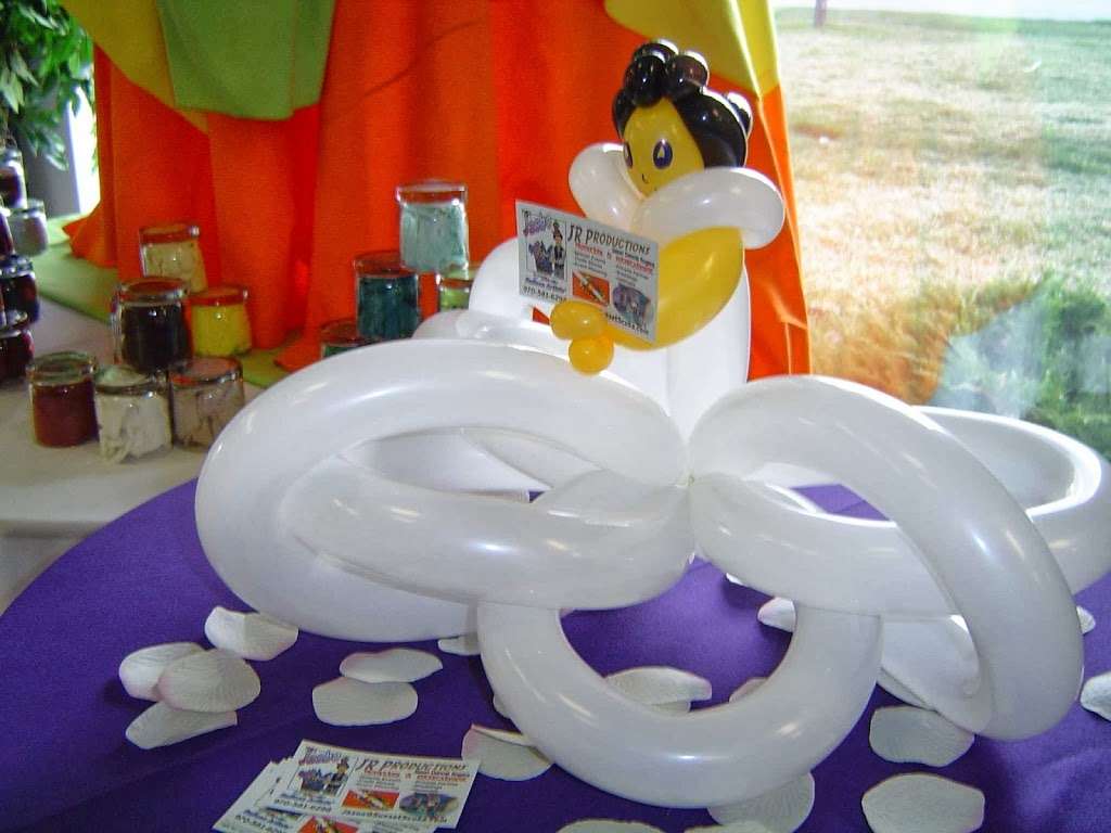 Jasbo The Balloon Artiste | 4202 N Garfield Ave, Loveland, CO 80538 | Phone: (970) 581-6298