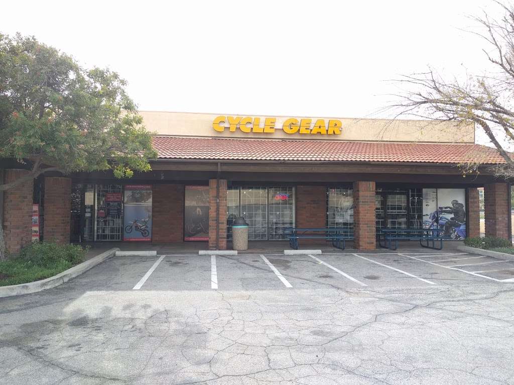 Cycle Gear | 24510 Lyons Ave, Newhall, CA 91321, USA | Phone: (661) 255-6522