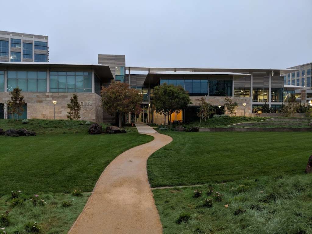 The Club at Moffett Towers 2 | 1170 Discovery Way, Sunnyvale, CA 94089, USA | Phone: (408) 419-2700