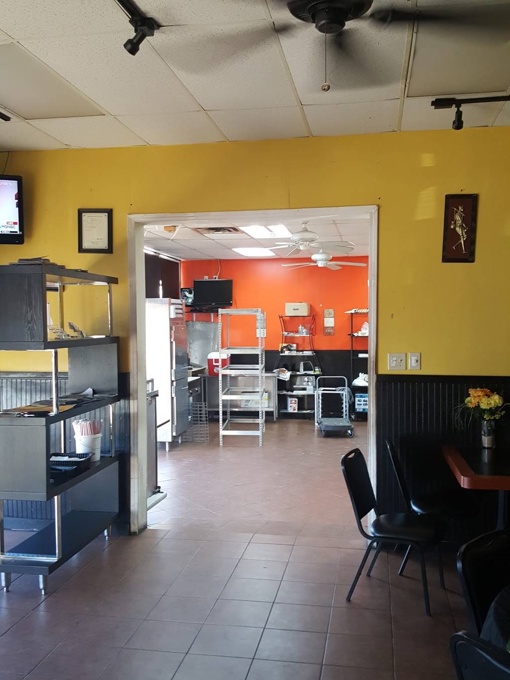 Kemis African Kitchen | 1102 W Pioneer Pkwy #125, Grand Prairie, TX 75051, USA | Phone: (972) 641-7300