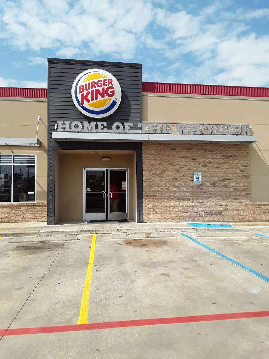 Burger King | 11935 Wilcrest Dr, Houston, TX 77031 | Phone: (281) 564-1997