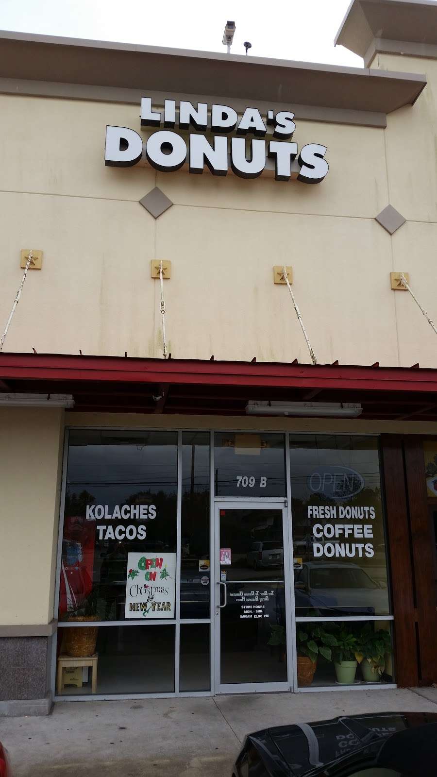 Lindas Donuts | 709 W Parkwood Ave, Friendswood, TX 77546, USA | Phone: (281) 482-0484
