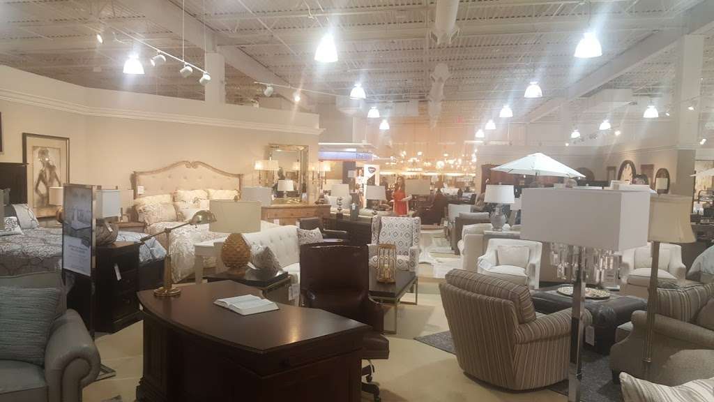 Good's Home Furnishings, 11735 Carolina Pl Pkwy, Pineville, NC 28134, USA