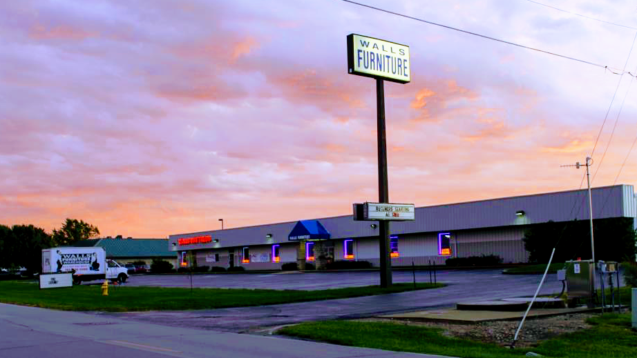 Walls Furniture & Mattress | 3611 N Nebo Rd, Muncie, IN 47304, USA | Phone: (765) 286-5494