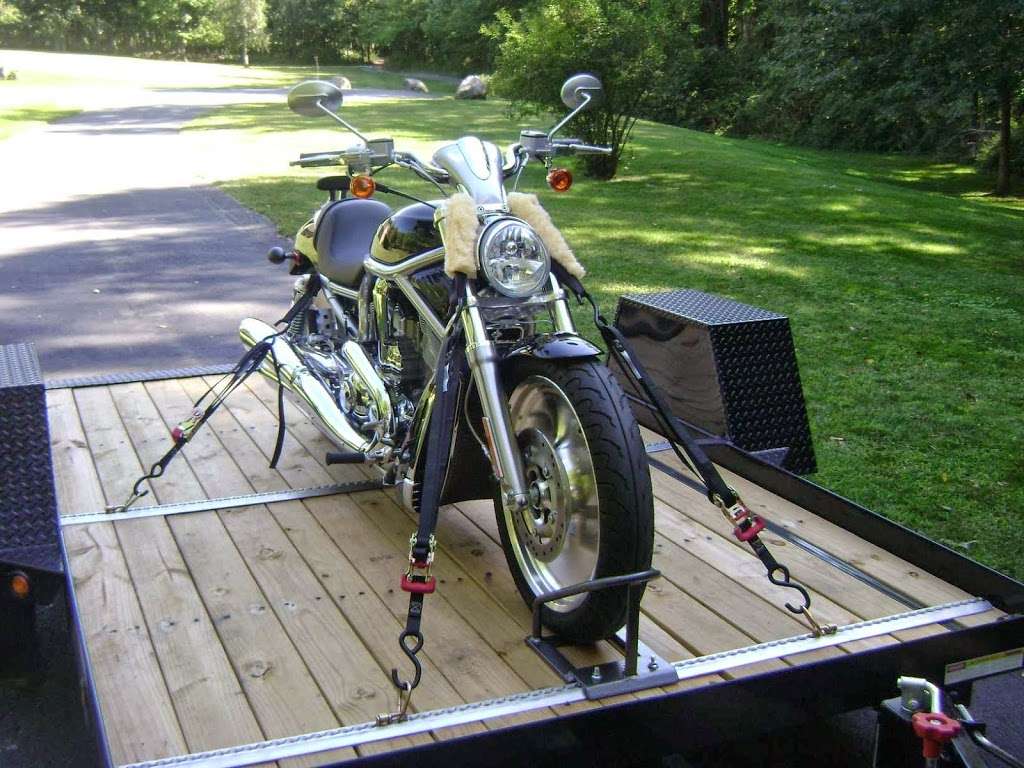 Black Dog Motorcycle Securing Systems | 2201 NY-17K, Montgomery, NY 12549, USA | Phone: (845) 551-7189