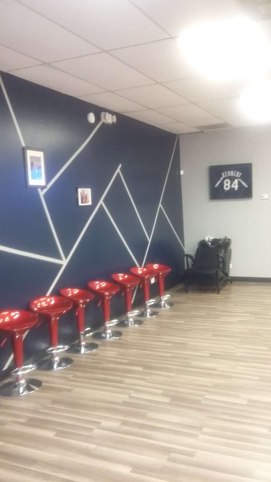 DeMarcos Barber Lounge | 11825 S Pulaski Rd, Alsip, IL 60803 | Phone: (312) 860-5304