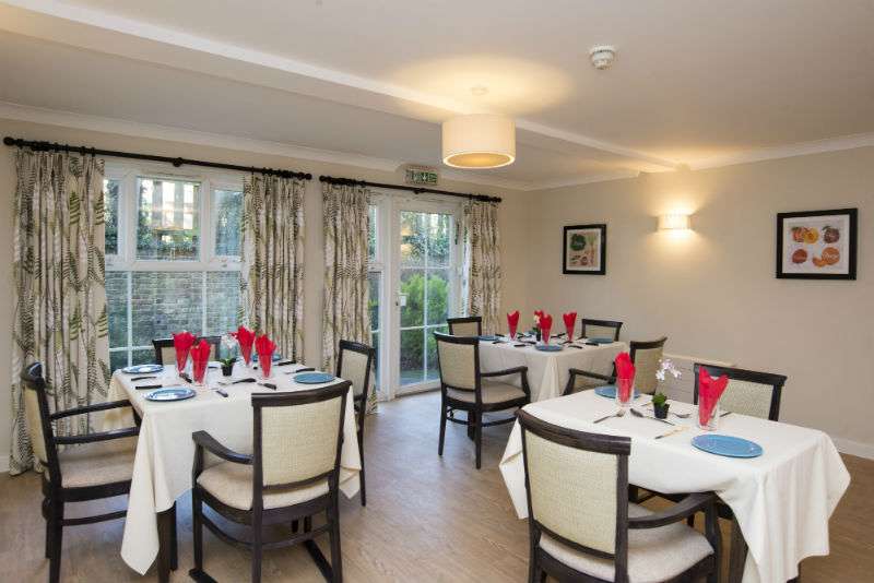 Amberley Lodge Care Home | 86 Downlands Rd, Purley CR8 4JF, UK | Phone: 0333 434 3001