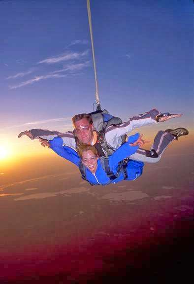 Boston Skydive Center | North Central State Airport, 300 Jenckes Hill Rd, Smithfield, RI 02917, USA | Phone: (508) 759-3483