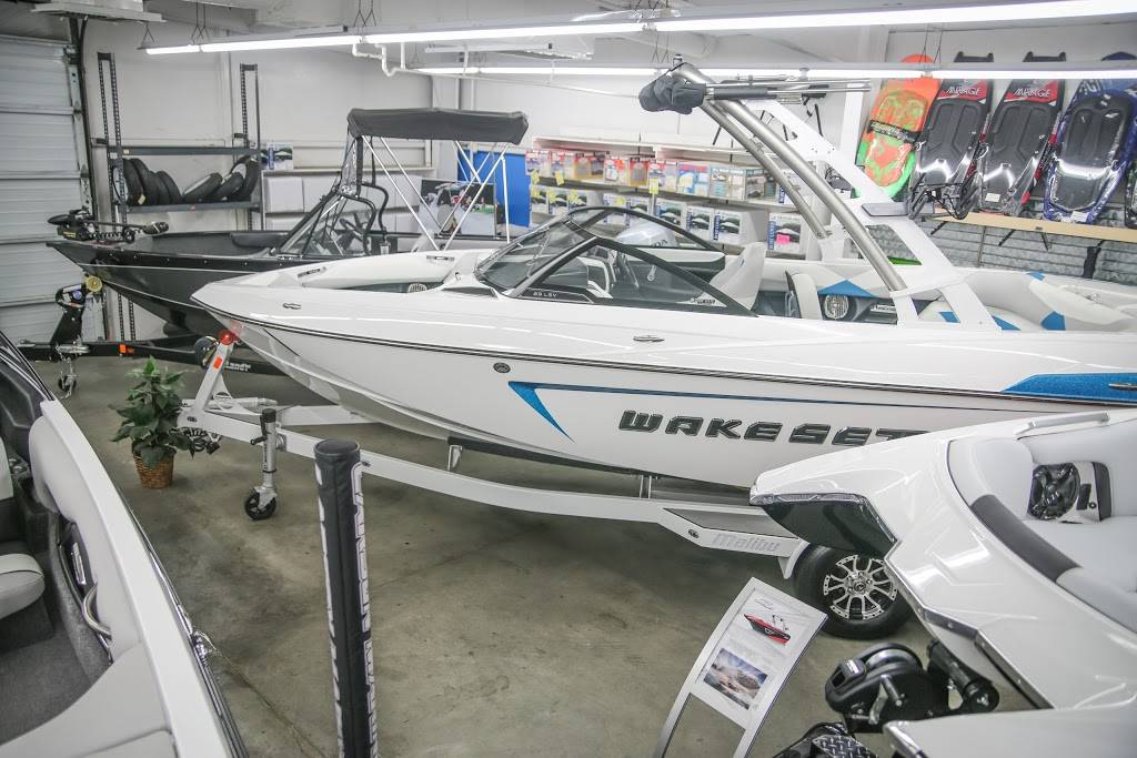 Larson Marine | 1325 W Fremont St, Stockton, CA 95203, USA | Phone: (209) 465-5801