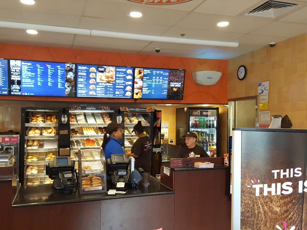 Dunkin Donuts | 86 Broadway #86T, Saugus, MA 01906, USA | Phone: (339) 600-7340