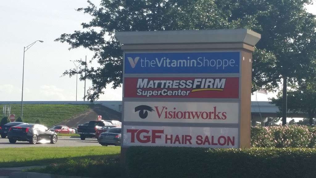 Mattress Firm Pasadena | 5870 Fairmont Pkwy, Pasadena, TX 77505, USA | Phone: (281) 998-9085